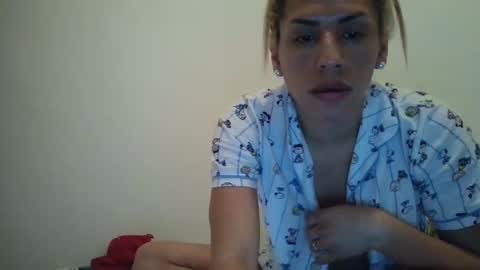 berechucky online show from 04-22-26, 07:37