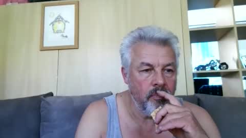 Martin online show from 09-18-25, 10:39