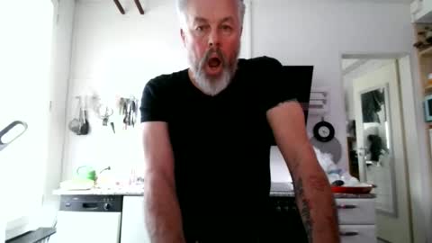 Martin online show from 02-22-26, 04:16