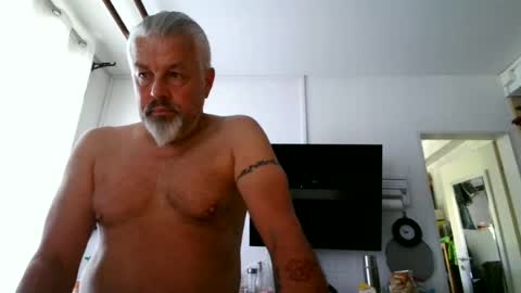 Martin online show from 06-20-26, 06:49