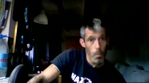 Snapshot of bernichaos77 chatting on 05-06-26, 06:46 bernichaos77 online show from 05-06-26, 06:46