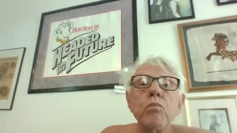 Snapshot of bestshot1951 chatting on 05-14-26, 05:53 bestshot1951 online show from 05-14-26, 05:53