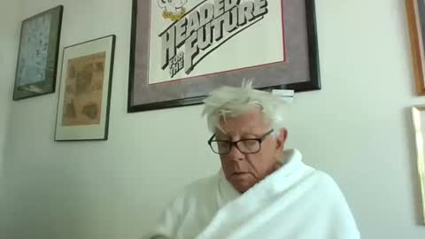 Snapshot of bestshot1951 chatting on 06-03-26, 12:41 bestshot1951 online show from 06-03-26, 12:41