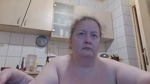 Snapshot of bethnorth chatting on 06-22-26, 03:25 bethnorth online show from 06-22-26, 03:25