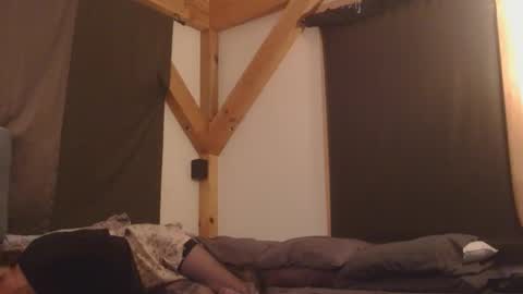 Betsy online show from 02-06-26, 05:45