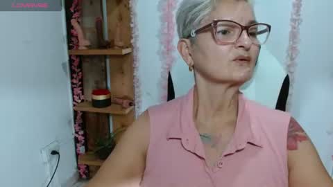 Snapshot of bety_cum3 chatting on 07-16-26, 07:31 bibiana online show from 07-16-26, 07:31