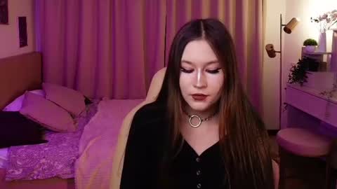 Katie online show from 06-14-26, 07:43