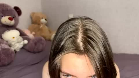 Bella online show from 04-13-26, 08:03