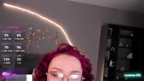 Snapshot of bharbie_xxx chatting on 06-20-26, 10:29 Gven dont forget to thumbs up me online show from 06-20-26, 10:29