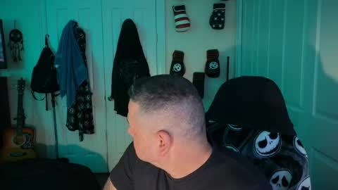 BiMilitaryMan online show from 06-01-26, 05:53
