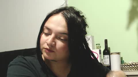 Snapshot of biabia_1 chatting on 02-09-25, 04:04 BiaBia online show from 02-09-25, 04:04