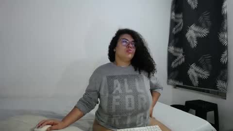 Snapshot of bianca_boobs chatting on 04-19-26, 09:19 Bianca Tuesday to Sunday from 2am to 6am UTC-5 online show from 04-19-26, 09:19