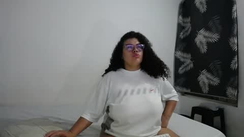 Snapshot of bianca_boobs chatting on 04-21-26, 09:37 Bianca Tuesday to Sunday from 2am to 6am UTC-5 online show from 04-21-26, 09:37
