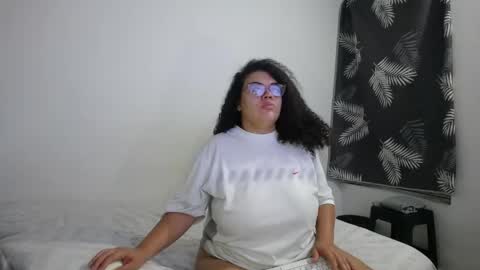 Snapshot of bianca_boobs chatting on 05-07-26, 09:14 Bianca Tuesday to Sunday from 2am to 6am UTC-5 online show from 05-07-26, 09:14
