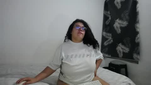 Snapshot of bianca_boobs chatting on 05-09-26, 09:14 Bianca Tuesday to Sunday from 2am to 6am UTC-5 online show from 05-09-26, 09:14