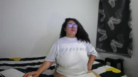 Snapshot of bianca_boobs chatting on 05-19-26, 09:15 Bianca Tuesday to Sunday from 2am to 6am UTC-5 online show from 05-19-26, 09:15