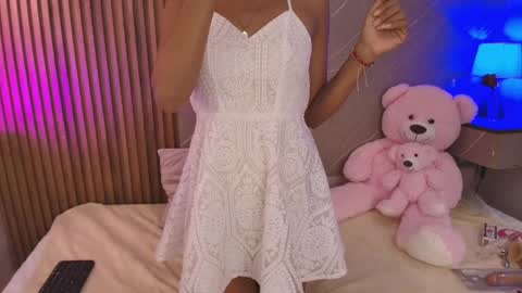 biancaa__18 online show from 05-21-26, 07:32