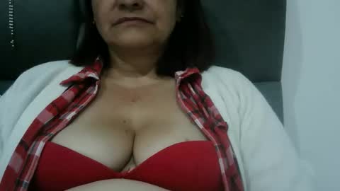 biancasteel online show from 01-15-26, 01:10