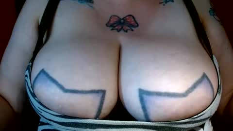 Snapshot of bianka_star_ chatting on 06-07-26, 09:18 bianca online show from 06-07-26, 09:18