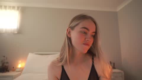 Snapshot of bibi_it_is chatting on 05-23-26, 03:23 Bibi online show from 05-23-26, 03:23