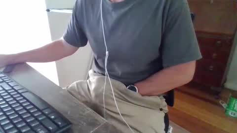 BigandYum9 online show from 03-30-26, 04:13