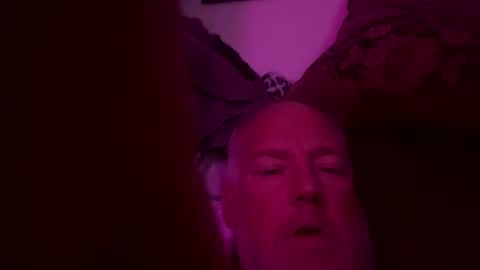 bigbilly8750279483 online show from 10-04-25, 10:02