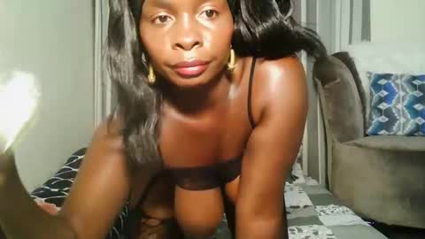 Vee online show from 03-06-26, 07:21