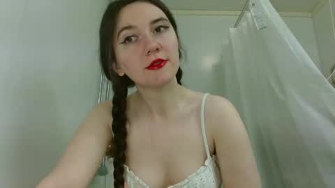 Isabella online show from 05-04-26, 04:41