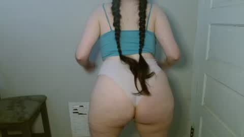 Isabella online show from 06-30-26, 04:08