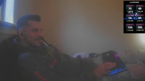 Jon - Im Straight online show from 05-13-26, 04:37