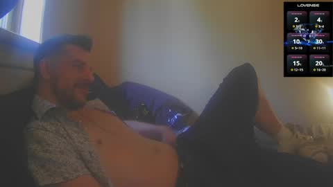 Jon - Im Straight online show from 05-26-26, 05:31