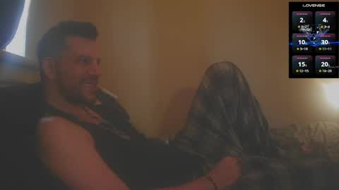 Jon - Im Straight online show from 05-31-26, 01:18