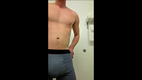 Snapshot of bigdaddyfox16 chatting on 03-14-26, 11:10 bigdaddyfox16 online show from 03-14-26, 11:10