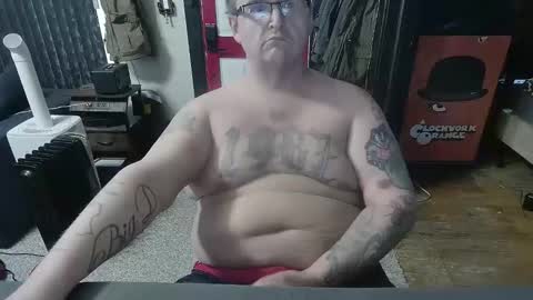 Darryl online show from 04-22-26, 01:12