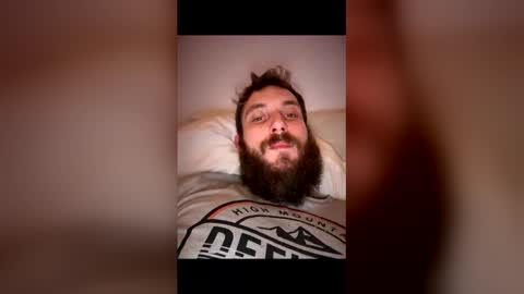 Snapshot of bigdick686268 chatting on 12-22-25, 07:44 Pac Man Sex online show from 12-22-25, 07:44