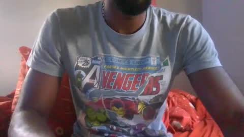 Snapshot of bigdickb917 chatting on 06-23-26, 04:05 Sir Big dick B online show from 06-23-26, 04:05