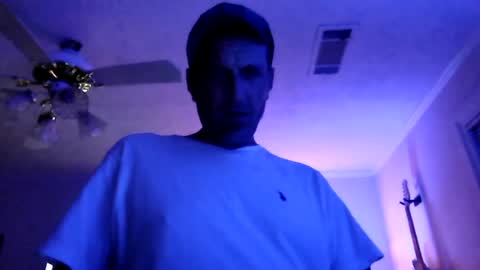 Snapshot of bigdickdaddy7201979564868 chatting on 06-14-26, 08:16 bigdickdaddy7201979564868 online show from 06-14-26, 08:16