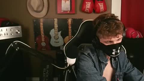 Snapshot of bigdickgerald67 chatting on 12-20-25, 03:24 bigdickgerald67 online show from 12-20-25, 03:24