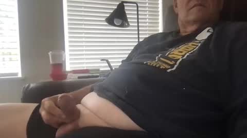 Bigdog62 online show from 10-30-25, 09:37