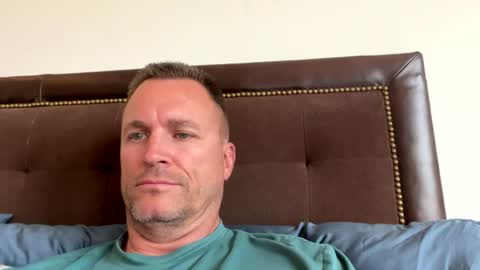 bigger22332233 online show from 07-22-26, 11:07