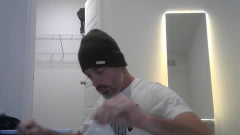 Gavin online show from 04-22-26, 06:05