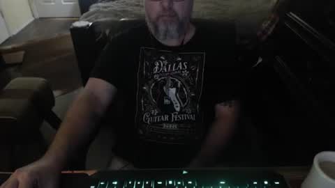 bighugmugg online show from 05-08-26, 11:04