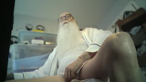 bigjeff01 online show from 04-04-26, 03:42