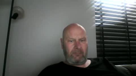 bigmike3339 online show from 02-12-26, 08:31