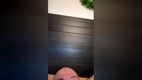 Snapshot of bigred2026 chatting on 04-01-26, 03:29 bigred2026 online show from 04-01-26, 03:29