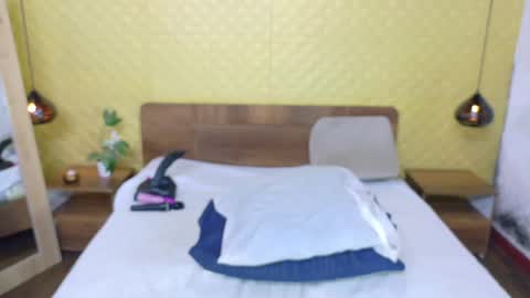 bigroundbooty_ online show from 04-14-26, 08:26