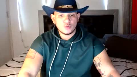 Snapshot of bigthick_blackcock chatting on 09-27-25, 07:57 MANUEL online show from 09-27-25, 07:57