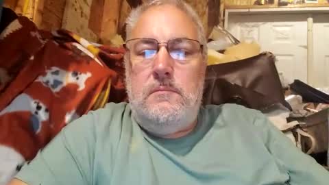 Biguy52 online show from 10-05-25, 05:17