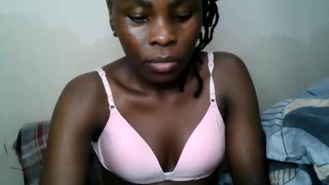Snapshot of bilia_ebony chatting on 05-31-26, 08:21 Bilia online show from 05-31-26, 08:21