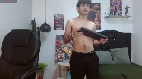 Snapshot of billy_wild chatting on 06-16-26, 11:24 billy wild online show from 06-16-26, 11:24